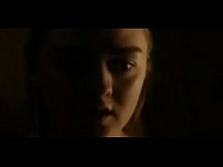 Maisie Williams (Arya Stark) Playfulness Thrones cena de sexo (S08E02)