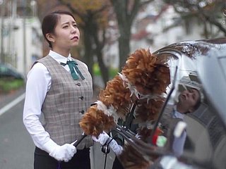 Японская непослушная шлюха захватывающая сексуальный клип