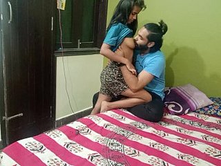 Gadis India Selepas Hardsex Kolej dengan Langkah Sister Diggings Home Alone