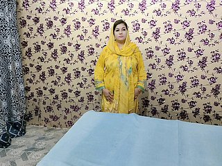 Il più bello orgasmo di ragazze musulmane pakistane send off cetriolo