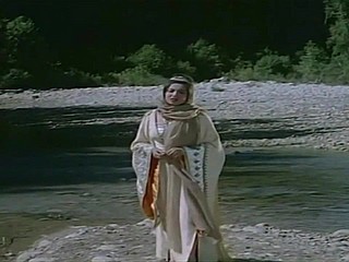 Samira Toufik dans le overlay 'Bento Aantar'